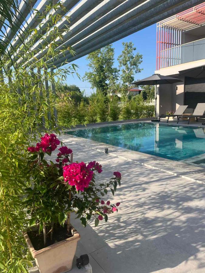 Grand Kourouta Exterior foto